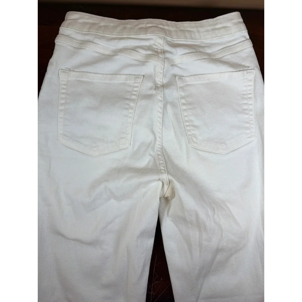 Forever 21 Premium White Flare Leg Jeans High Rise Size 28 Womens‎ Denim